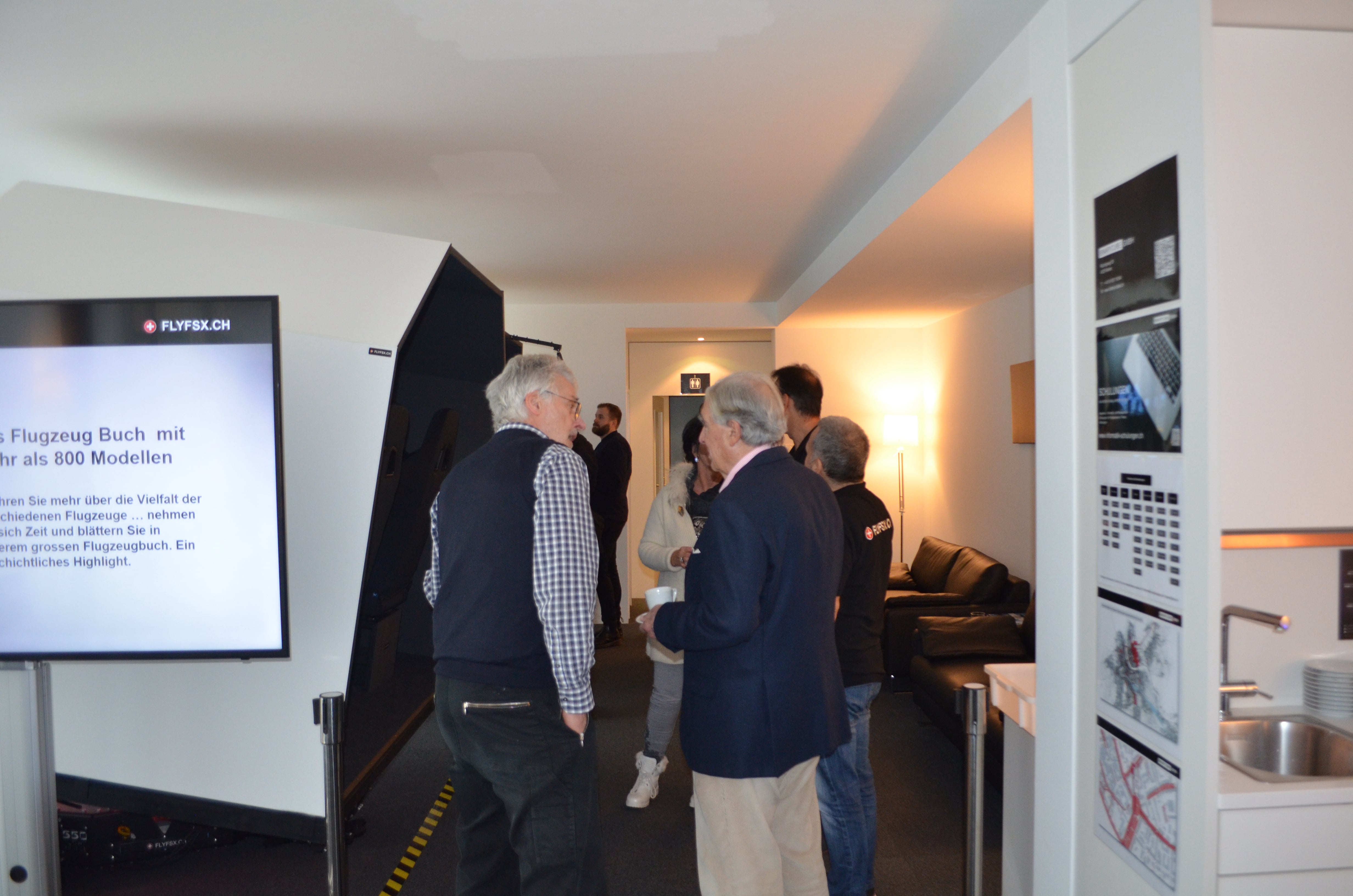 FLYFSX - Flugsimulator - Flight Simulator -  Rüchligweg 55 - 4125 Riehen - Basel - Baden - Aarau - Zürich - Schweiz - Lörrach - Freiburg - Deutschland. 